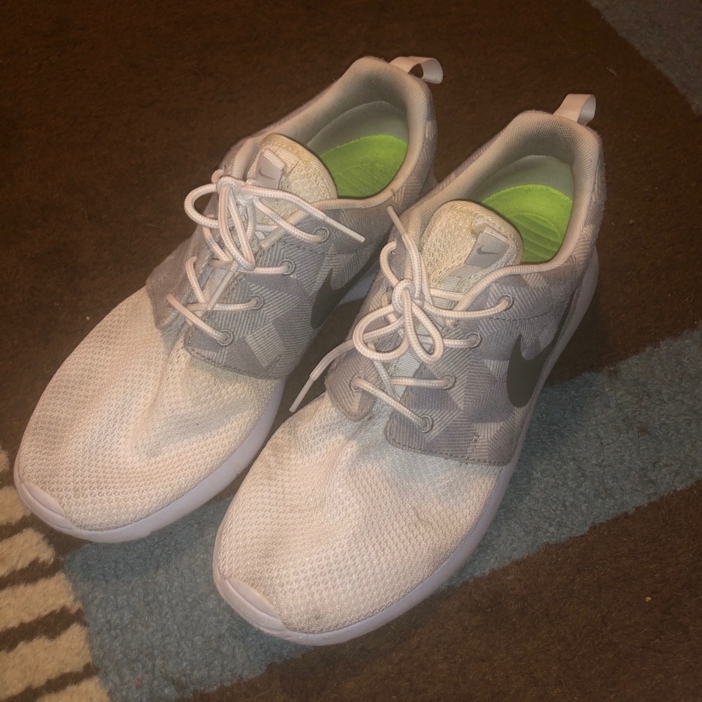 *SOLD* Men’s Nike sneakers